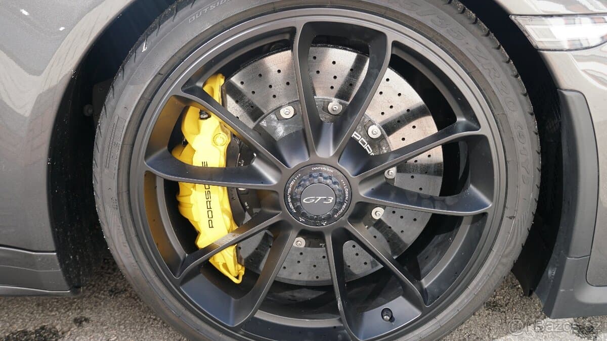 2017 Porsche 911 - 9