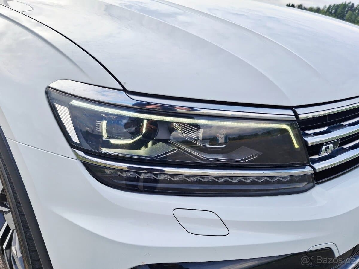 2017 Volkswagen TIGUAN - 9