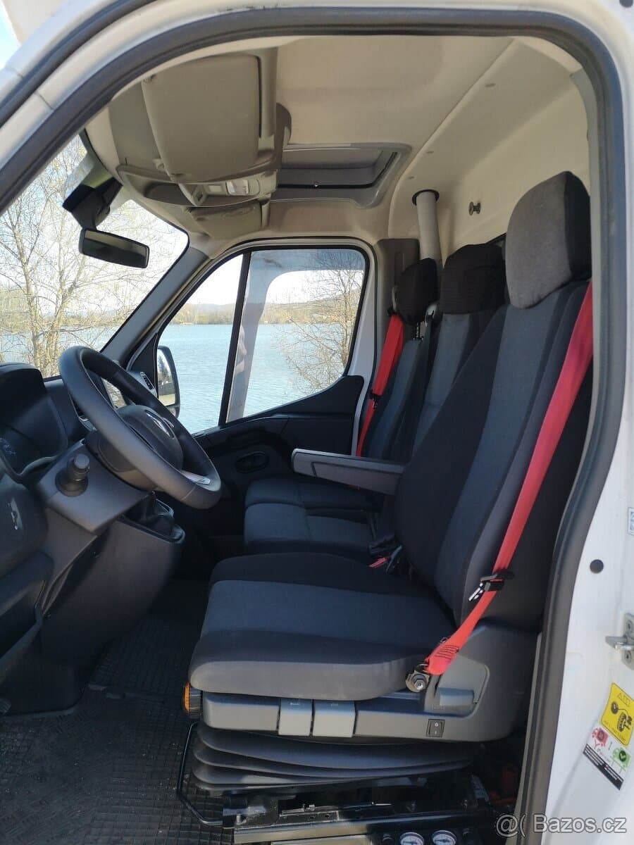2024 Renault MASTER - 9