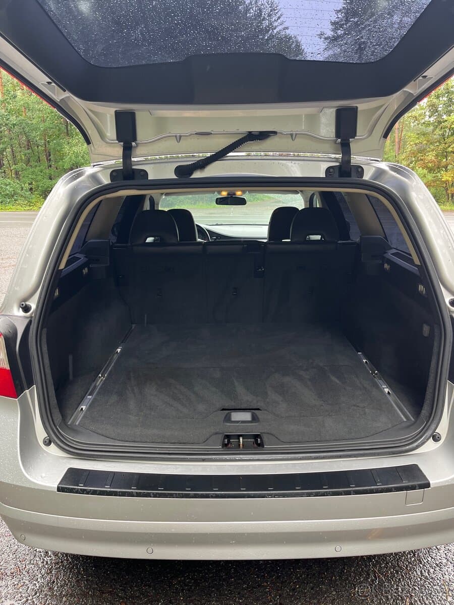 Volvo V70 - 9