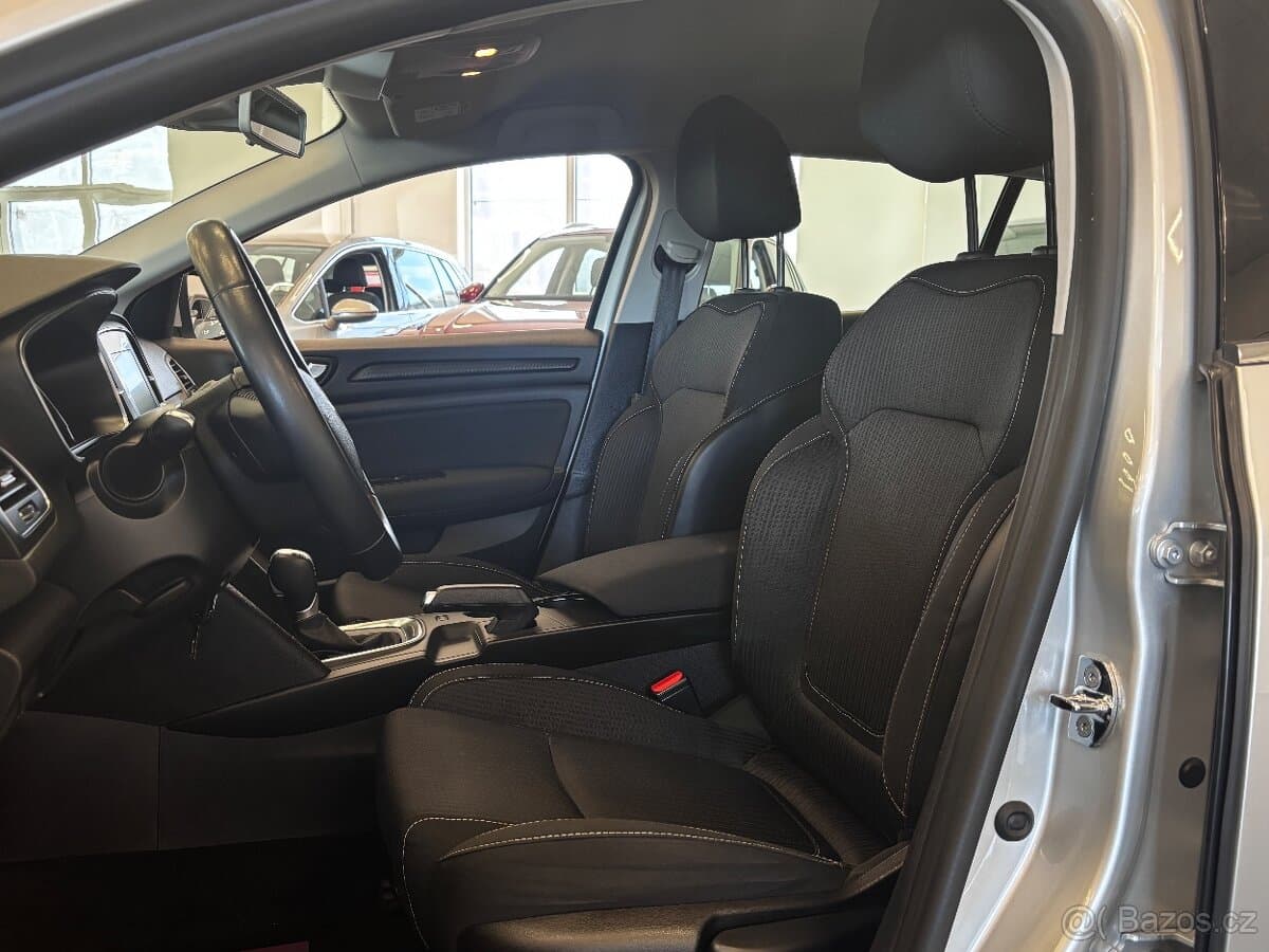 2019 Renault MEGANE - 9