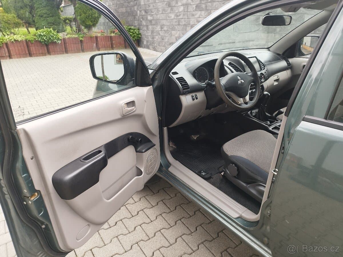 2014 Mitsubishi L200 - 9