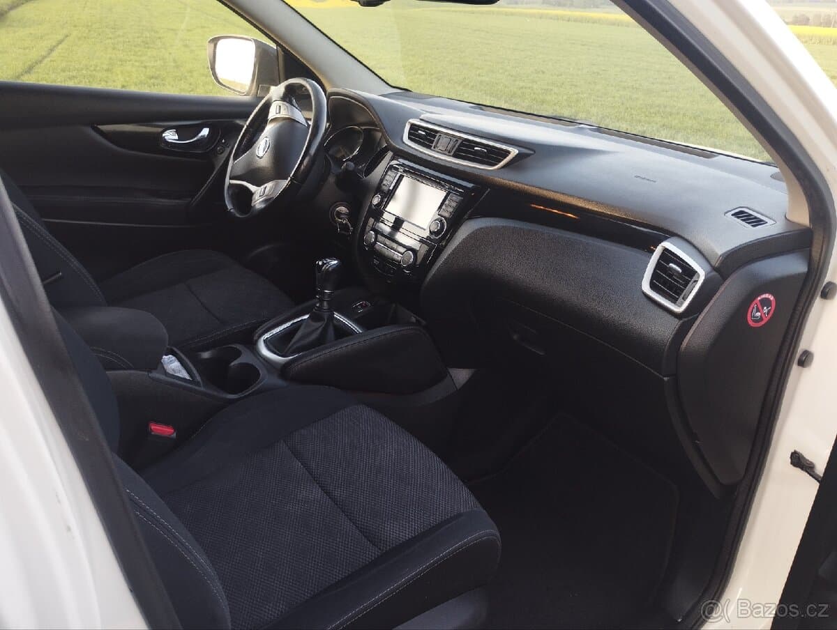 2015 Nissan QASHQAI - 9