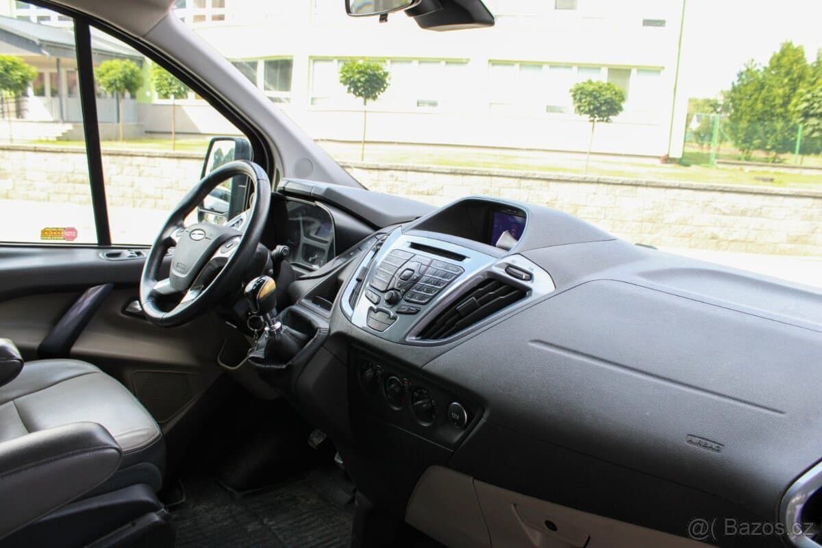 2014 Ford TOURNEO - 9