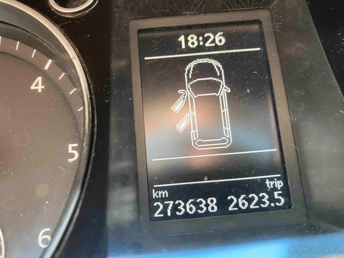2013 Volkswagen PASSAT - 9