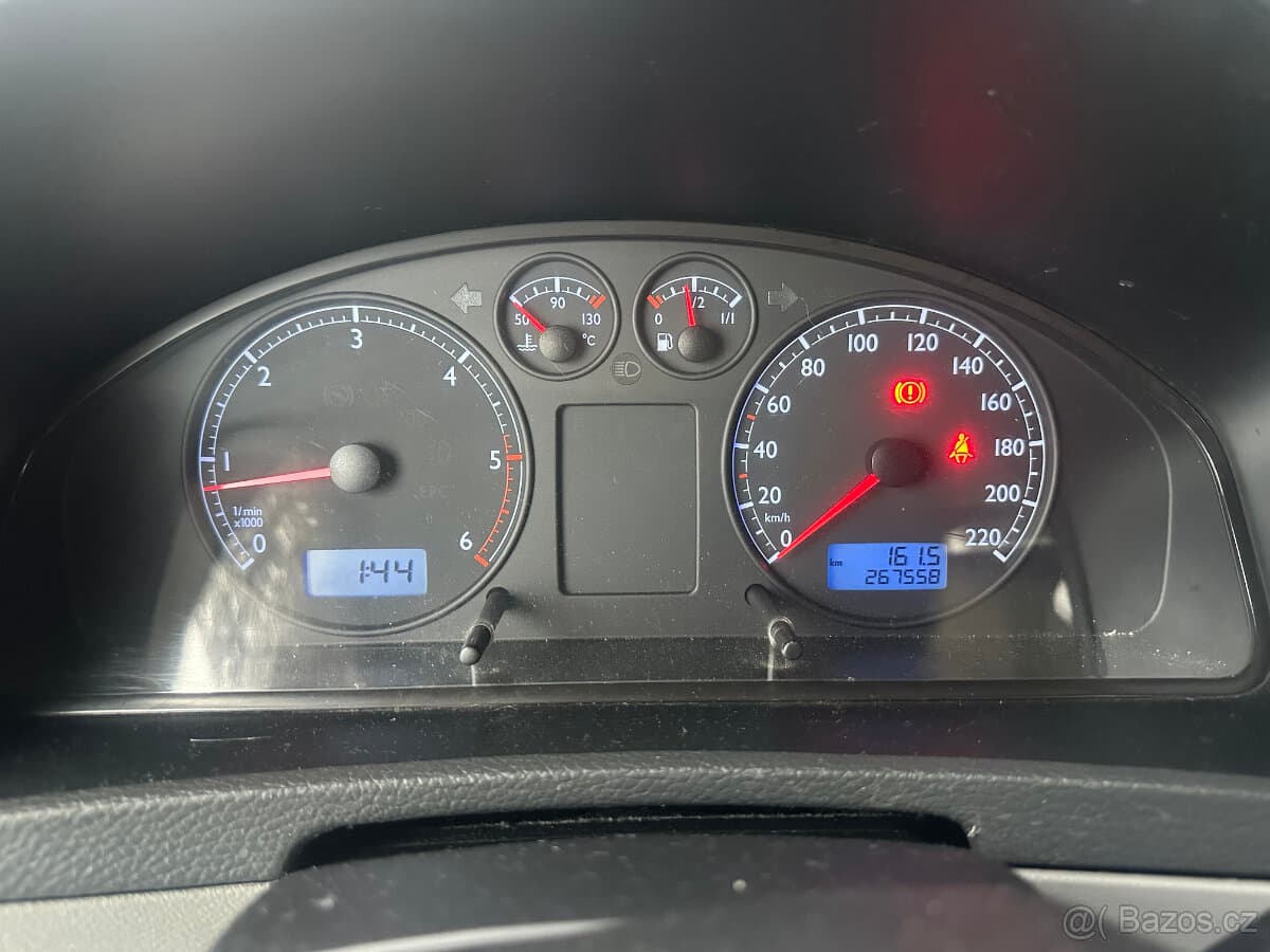 2004 Volkswagen MULTIVAN - 9