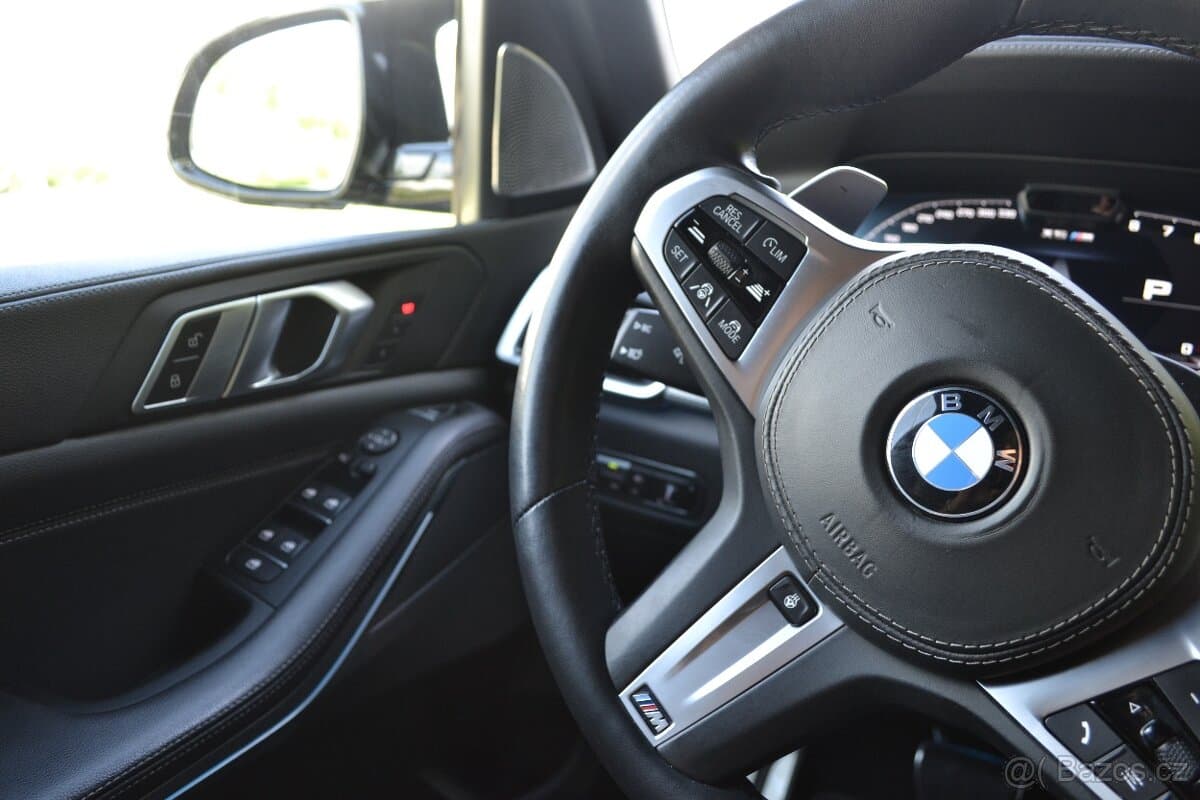 2020 BMW X5 - 9