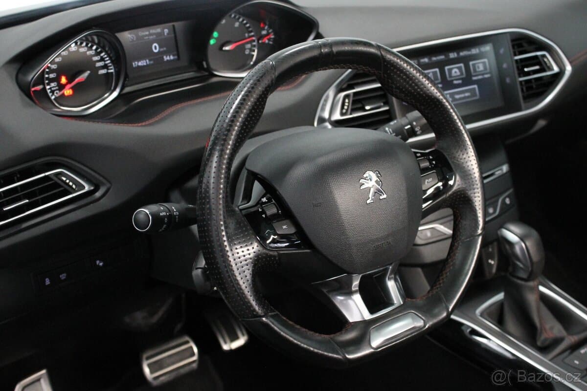 2016 Peugeot 308 - 9