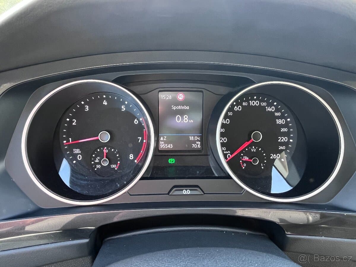 Volkswagen TIGUAN - 9