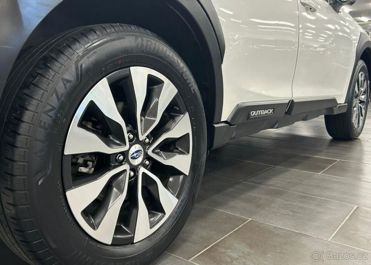 2023 Subaru OUTBACK - 9