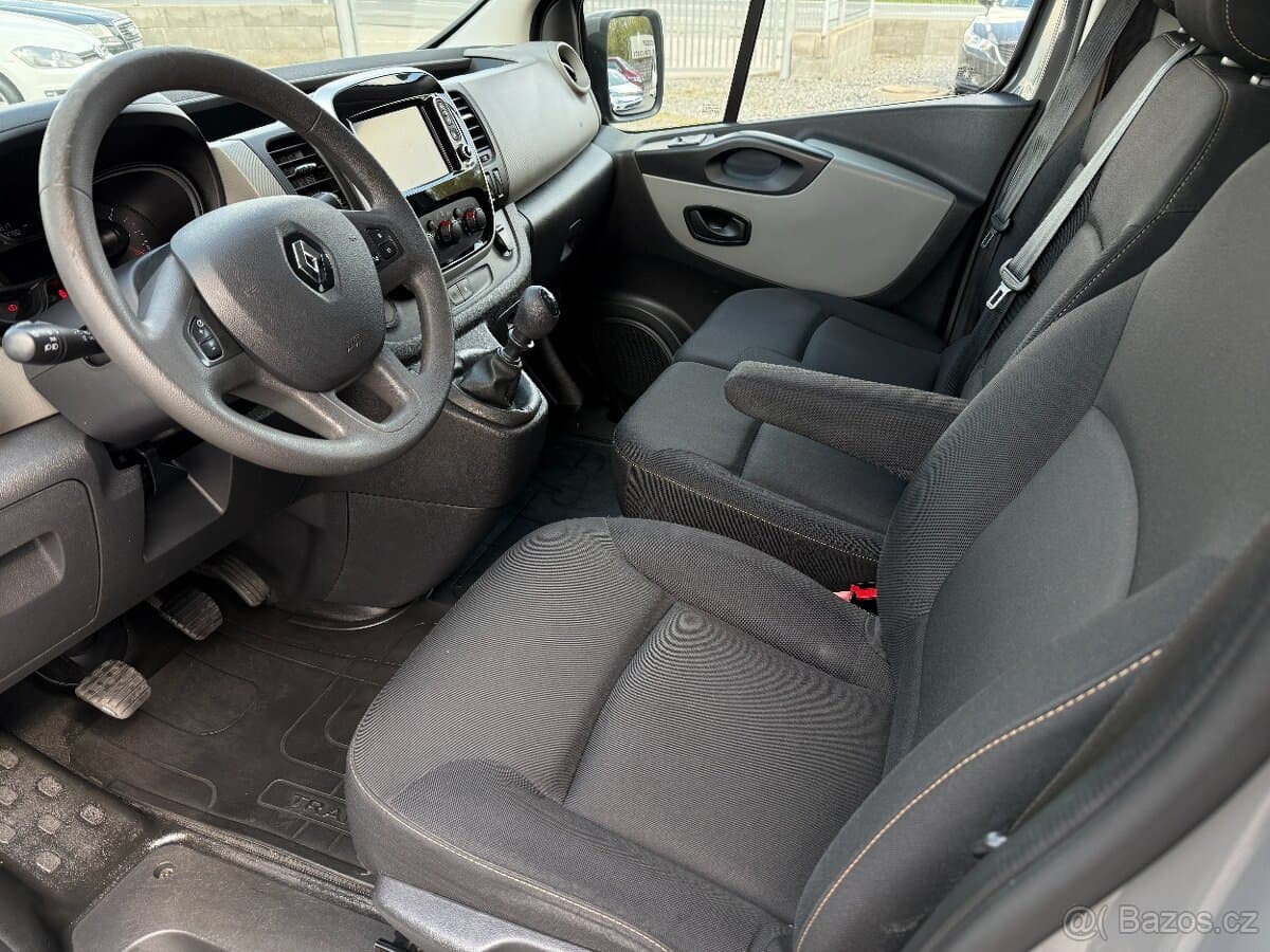 2019 Renault TRAFIC - 9