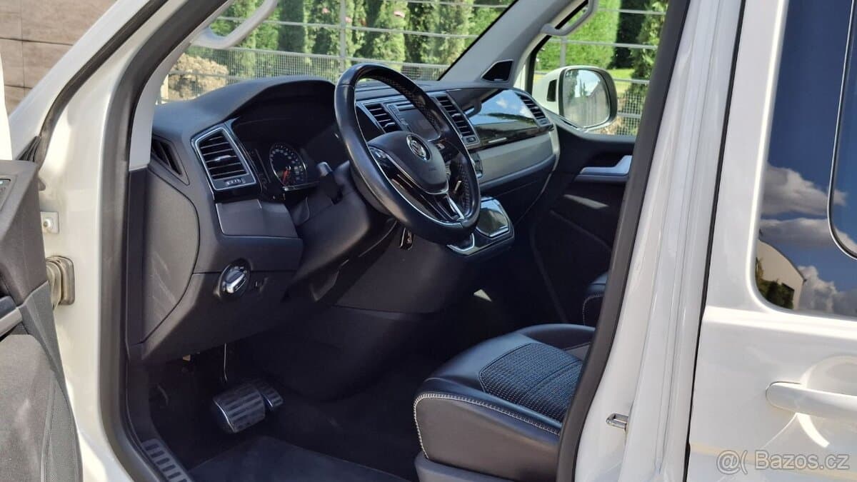 2018 Volkswagen MULTIVAN - 9