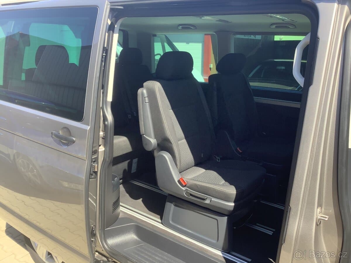 2016 Volkswagen MULTIVAN - 9