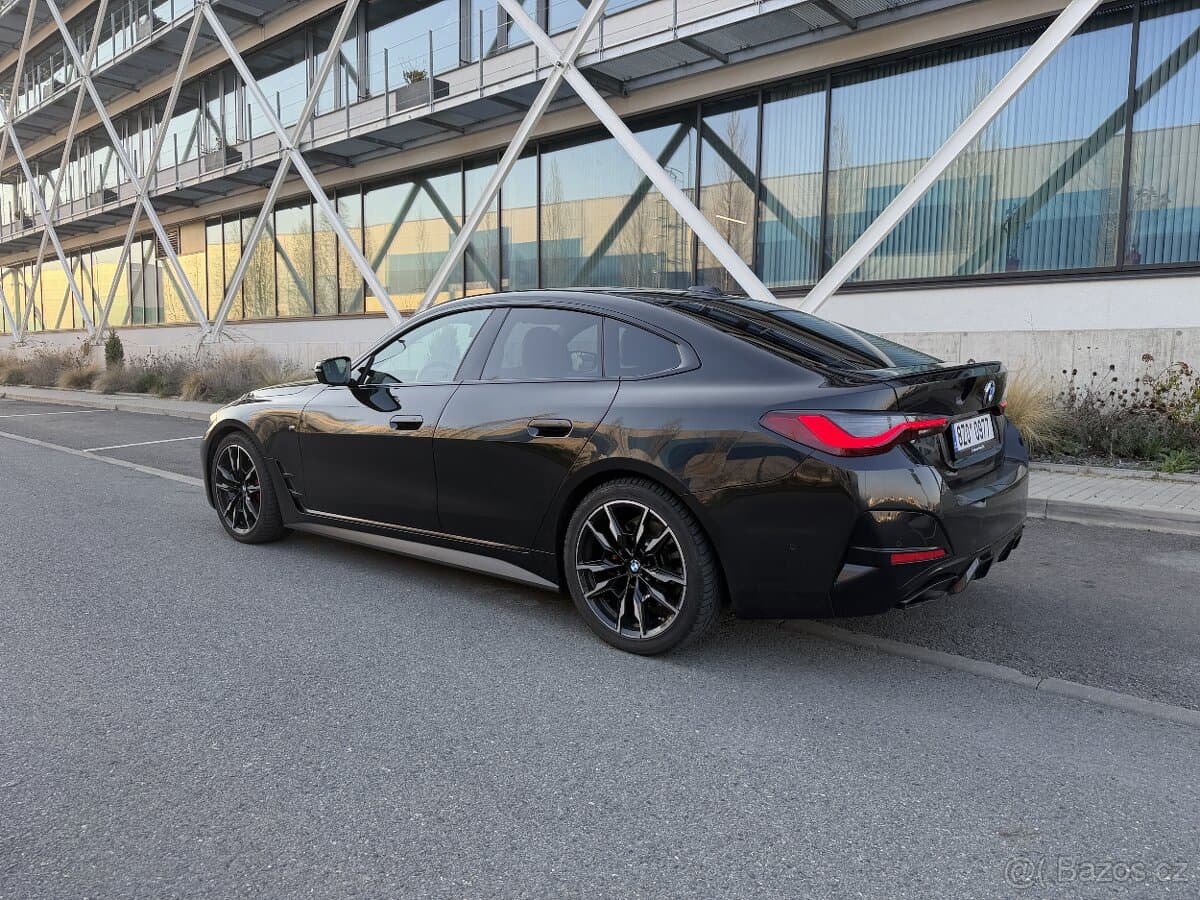 2023 BMW M4 - 9