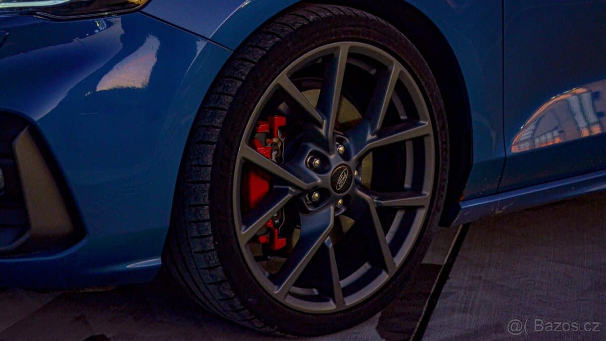 2019 Ford FOCUS - 9