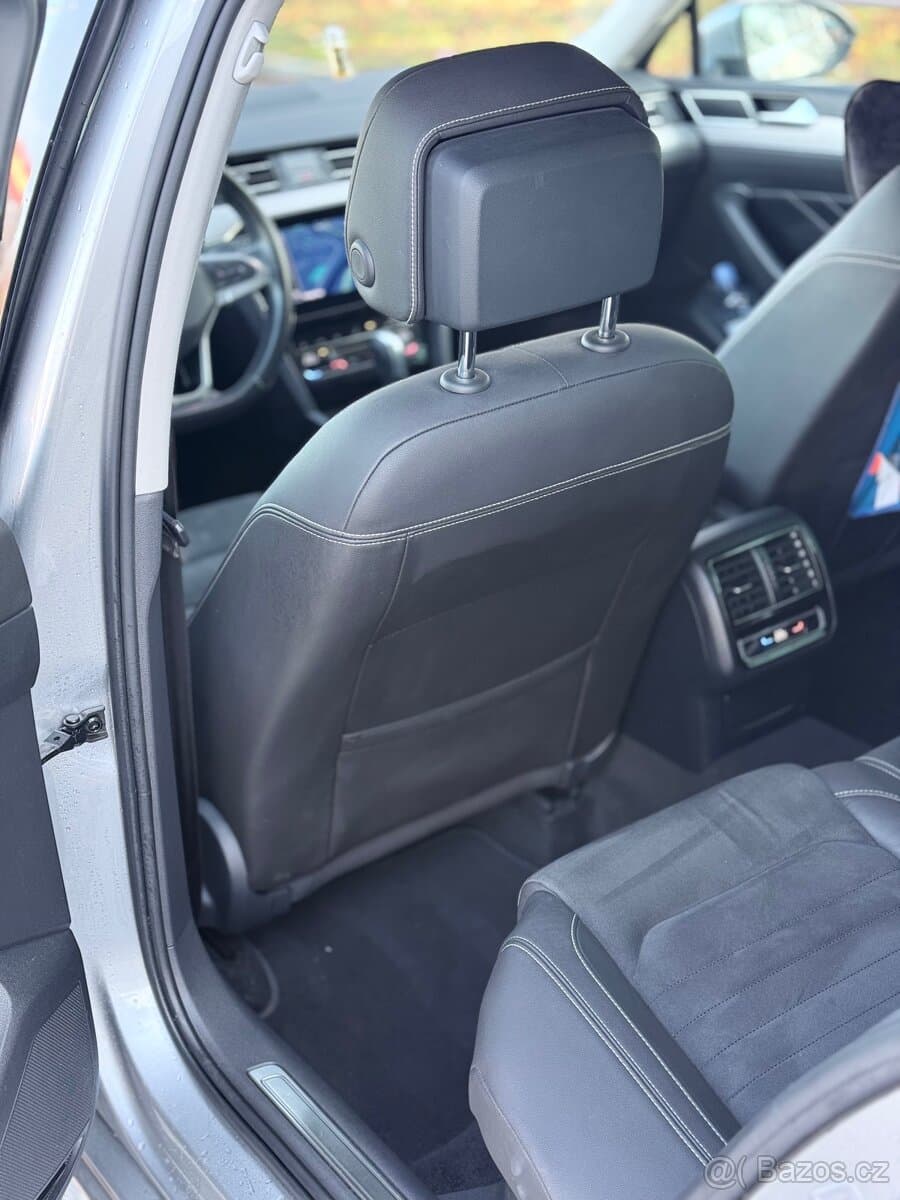 2021 Volkswagen PASSAT - 9
