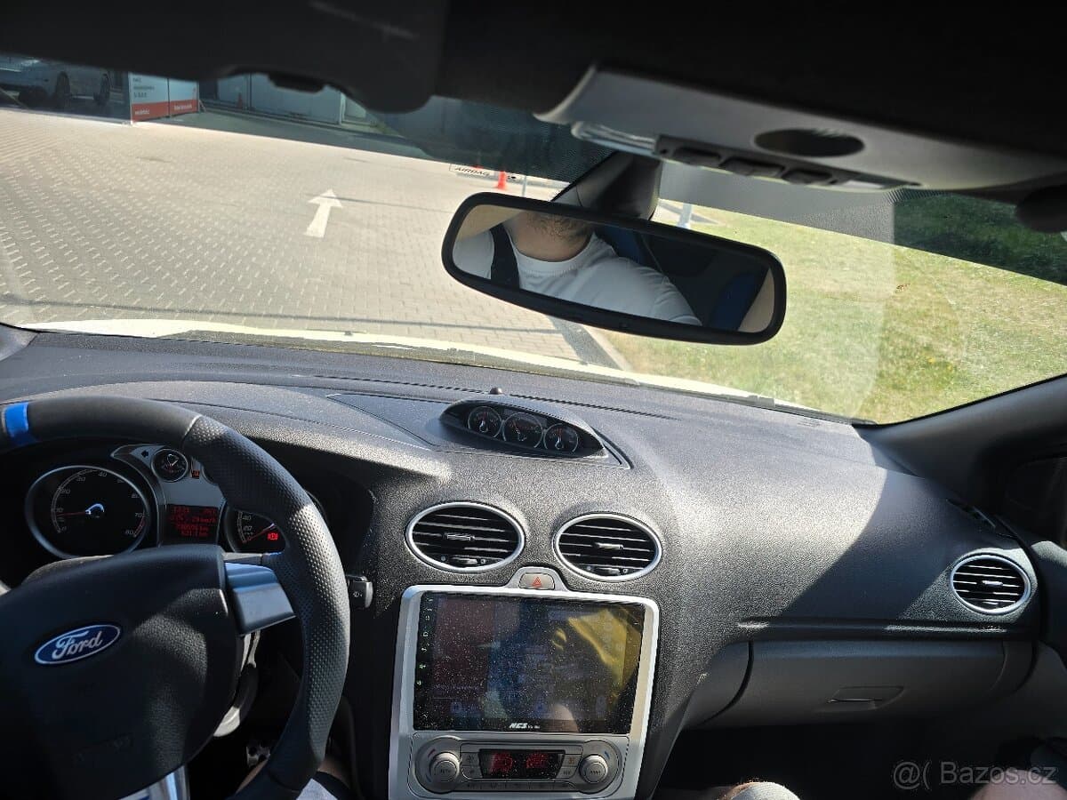 2009 Ford FOCUS - 9