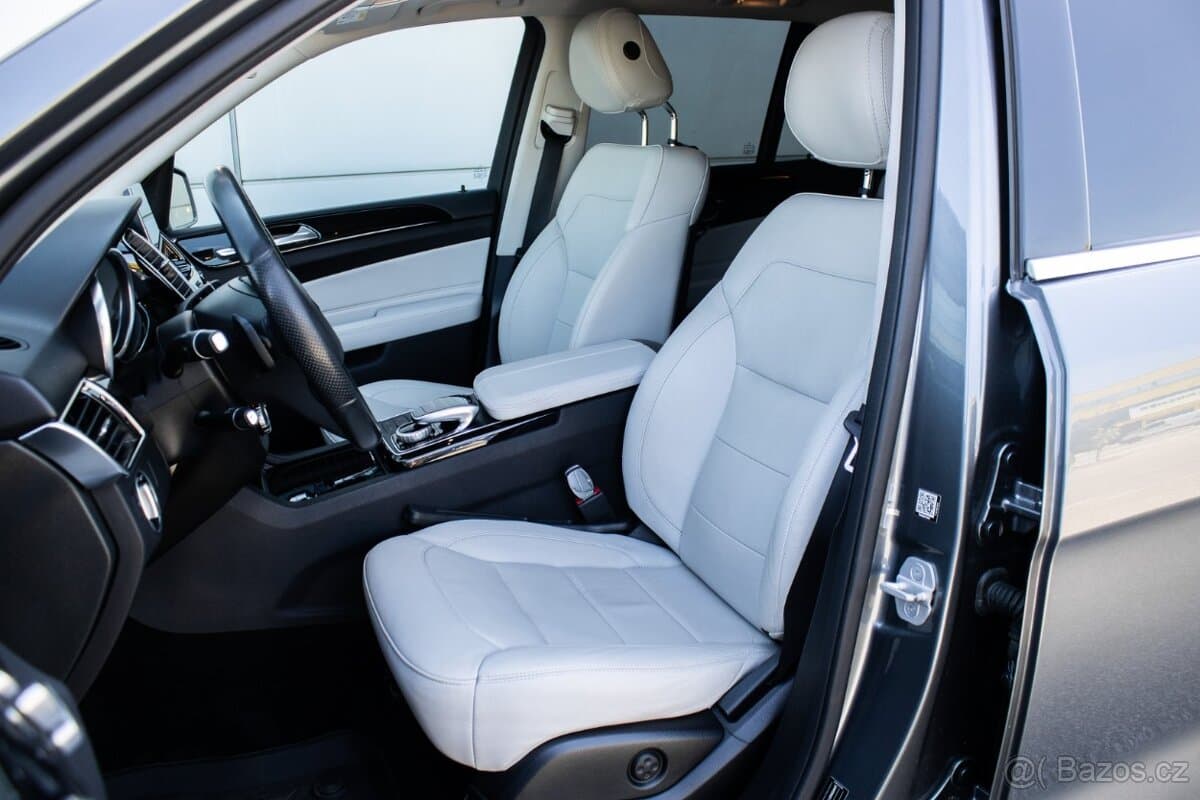 2017 Mercedes-Benz GL - 9
