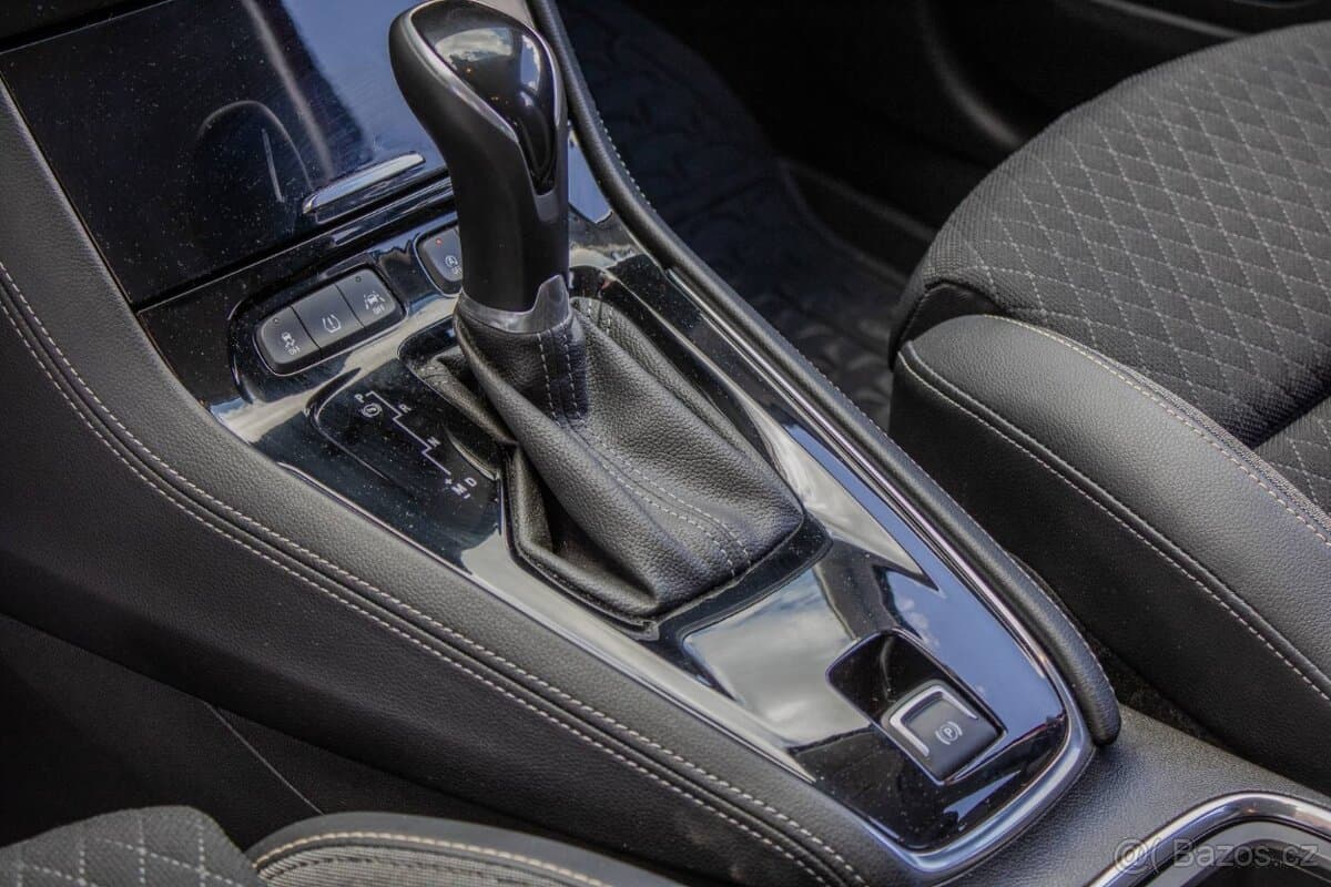 2020 Opel GRANDLAND - 9