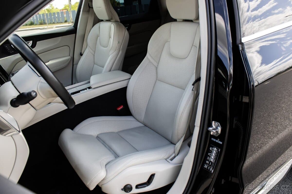 2019 Volvo XC60 - 9