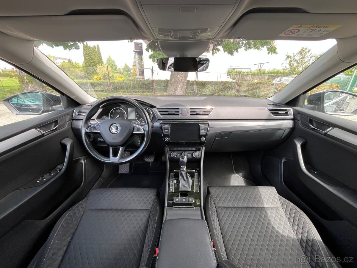 2016 Škoda SUPERB - 9