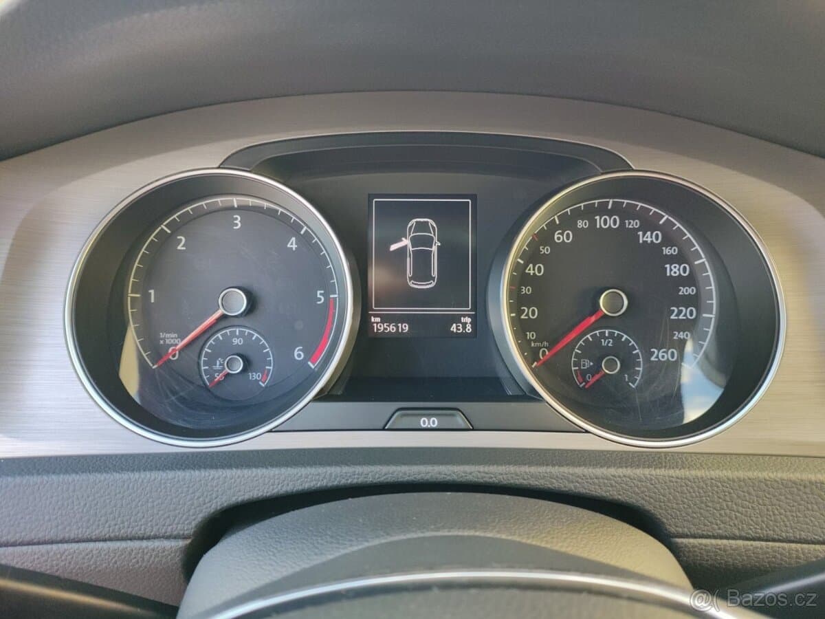 2014 Volkswagen GOLF - 9