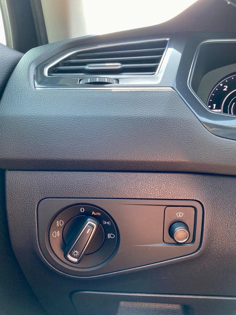2018 Volkswagen TIGUAN - 9