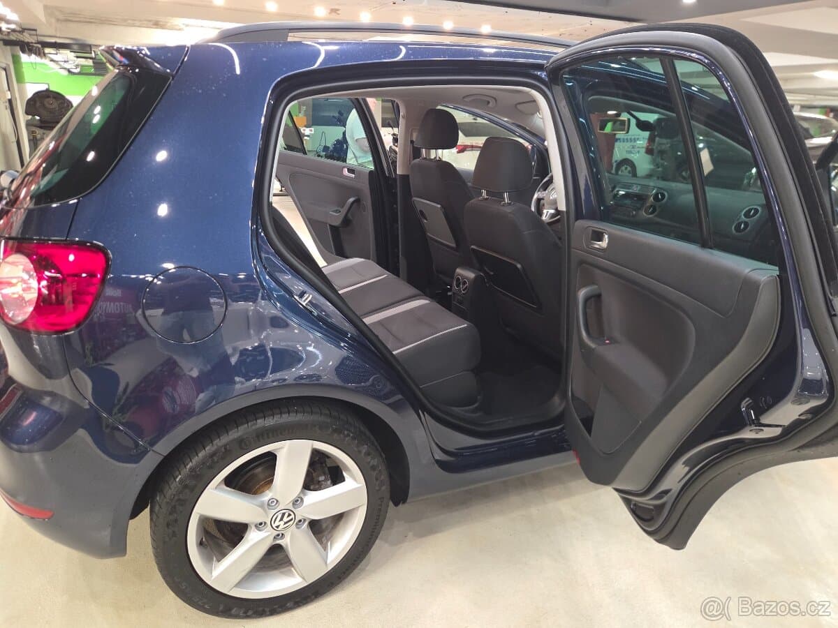 2013 Volkswagen GOLF - 9