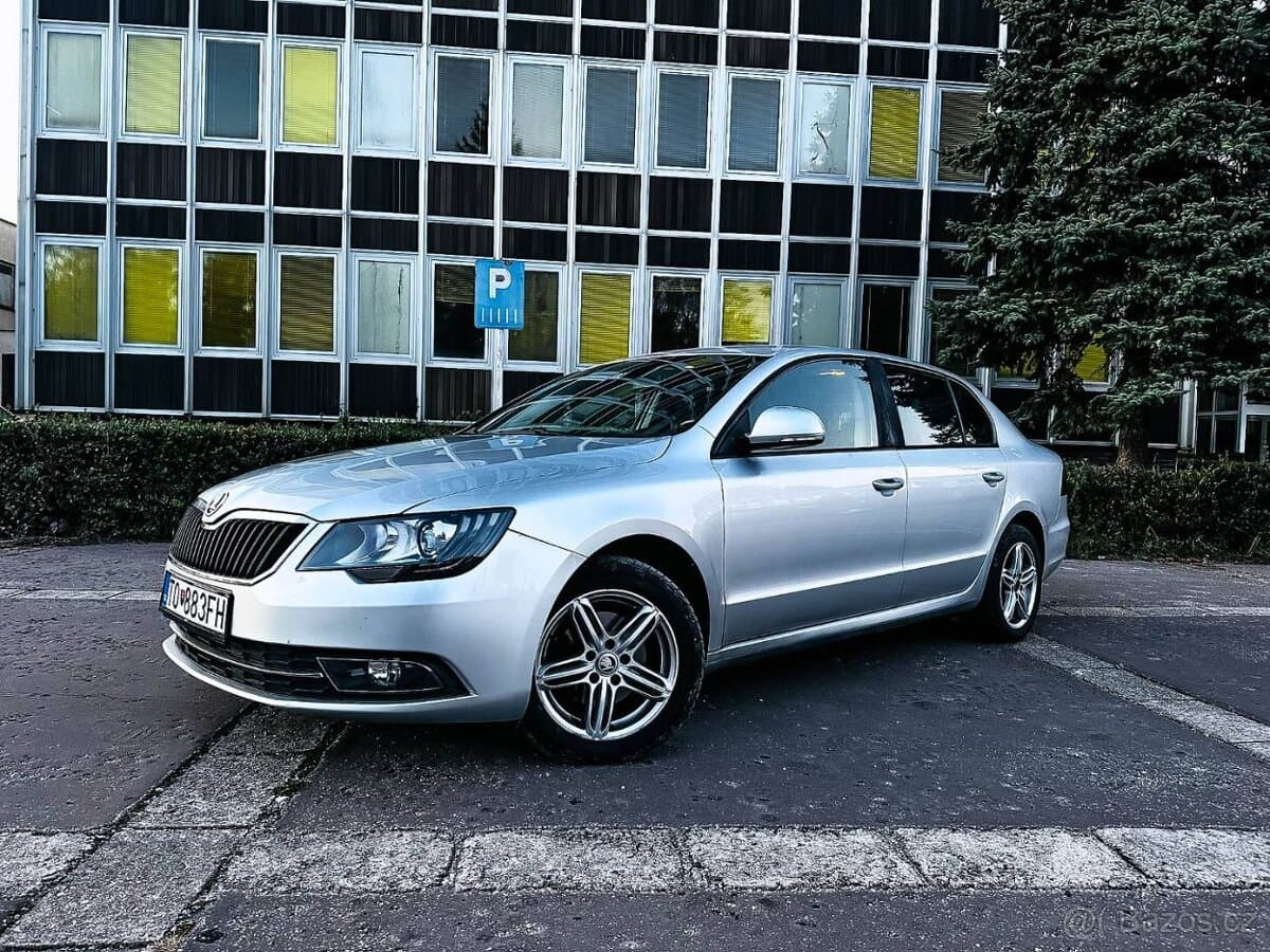 2013 Škoda SUPERB - 9