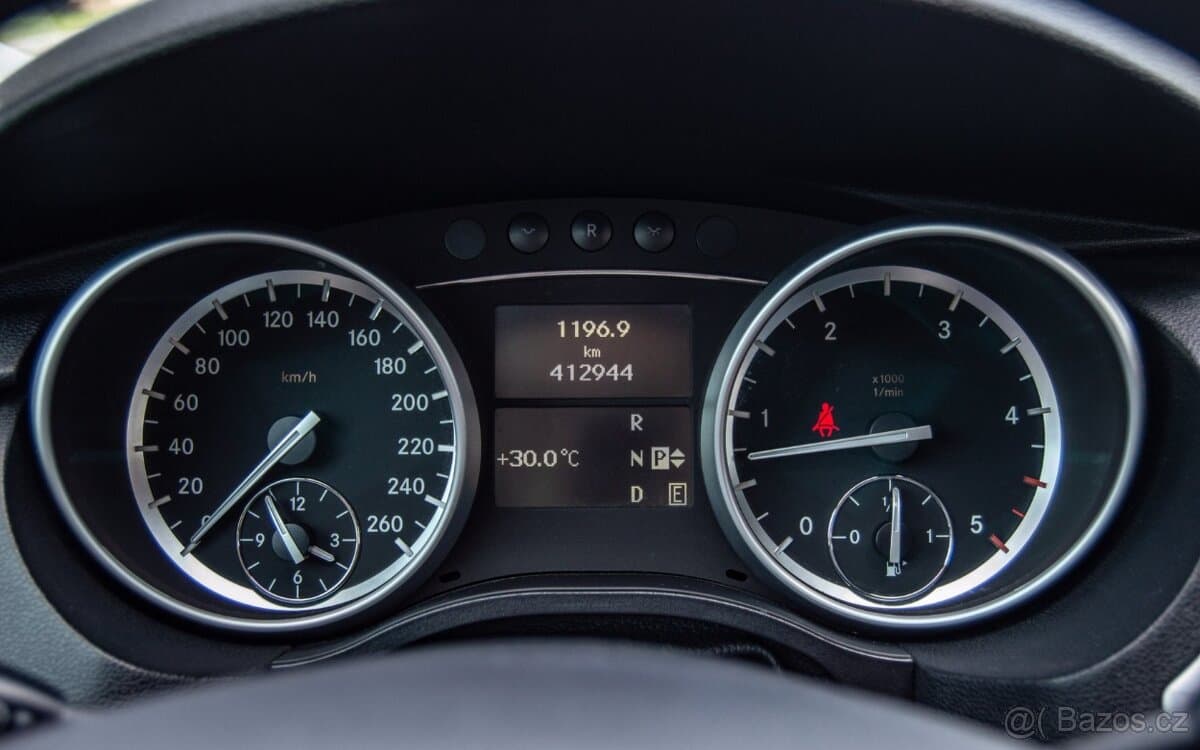 2011 Mercedes-Benz OSTATNÍ - 9