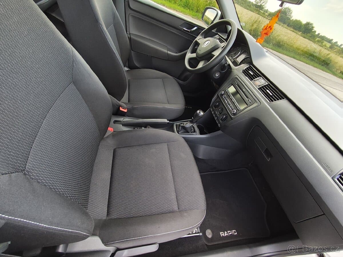 2013 Škoda RAPID - 9