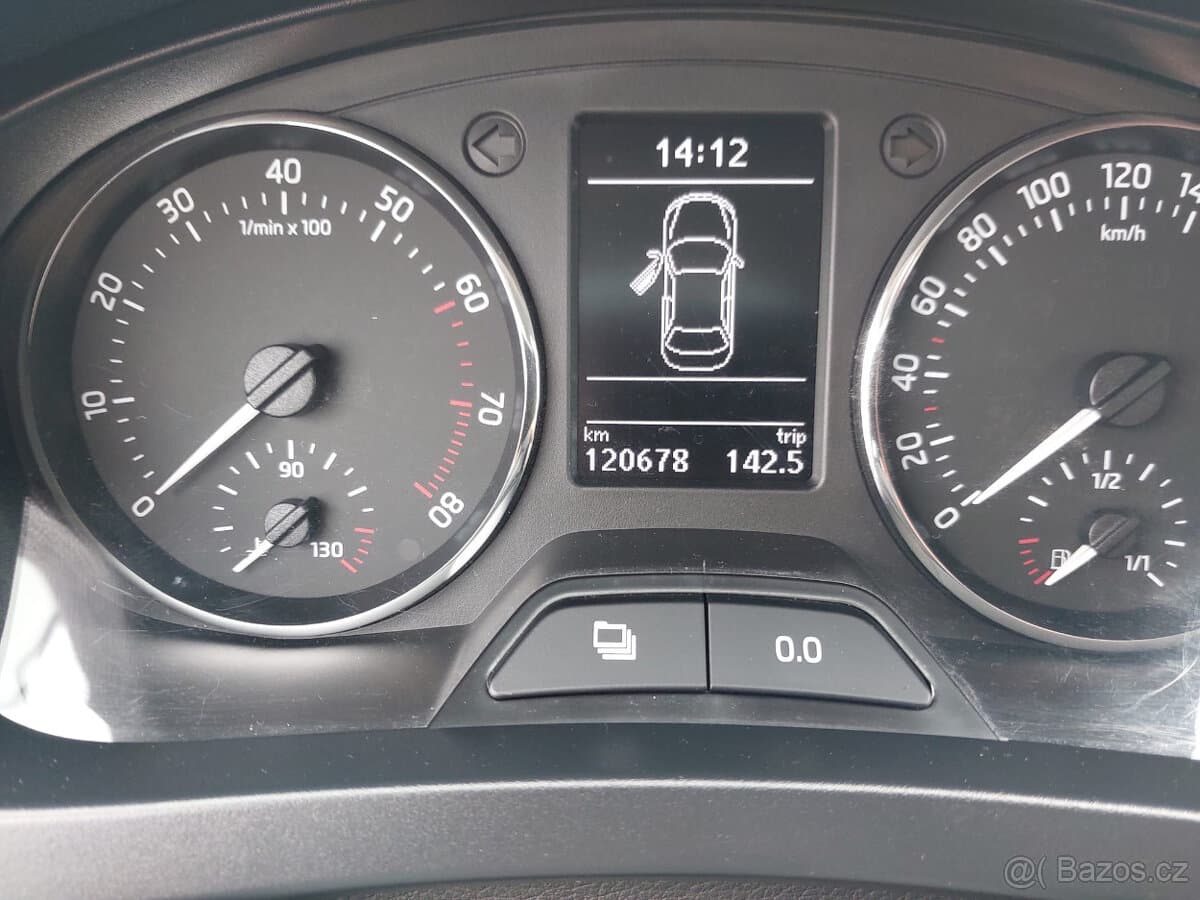 2013 Škoda RAPID - 9