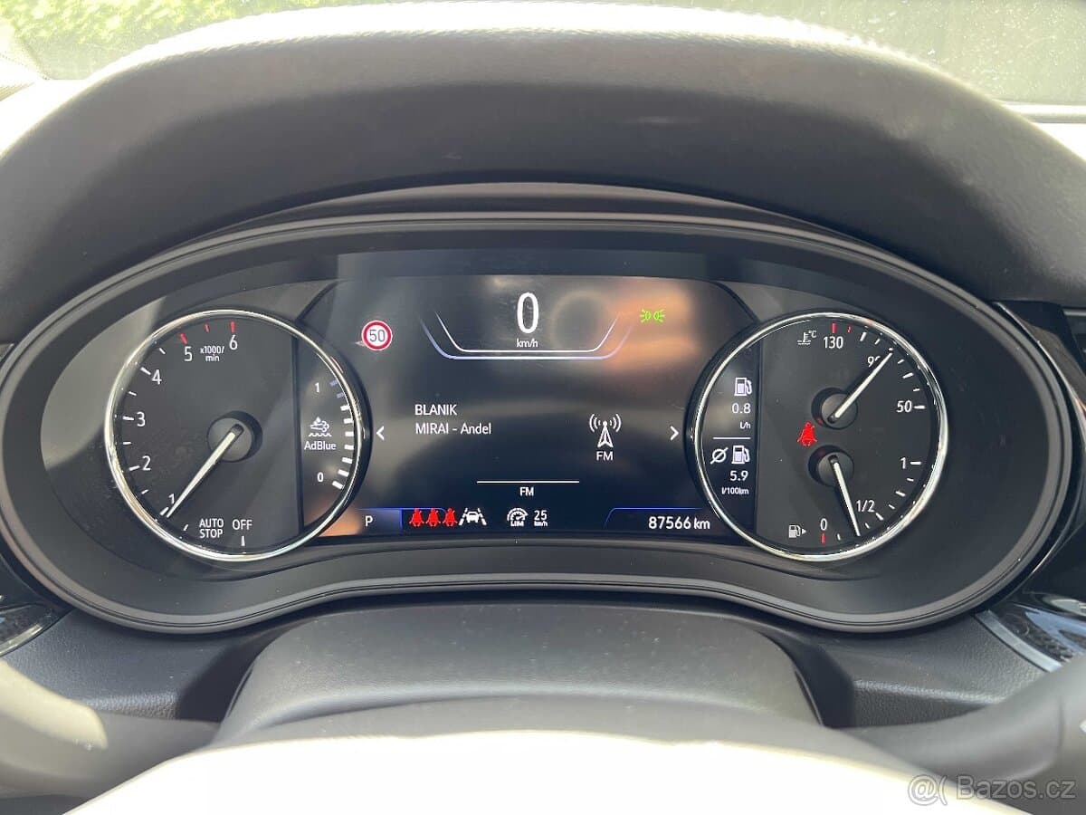 2021 Opel INSIGNIA - 9