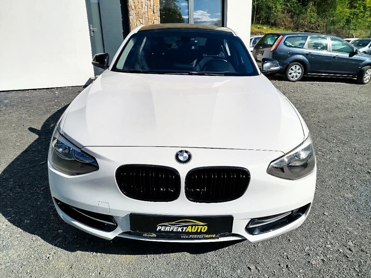 2013 BMW 1-SERIES - 9