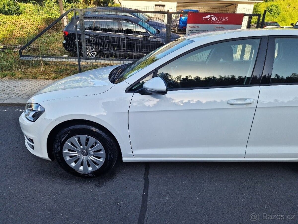 2014 Volkswagen GOLF - 9