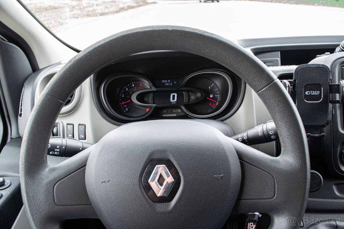 2020 Renault TRAFIC - 9