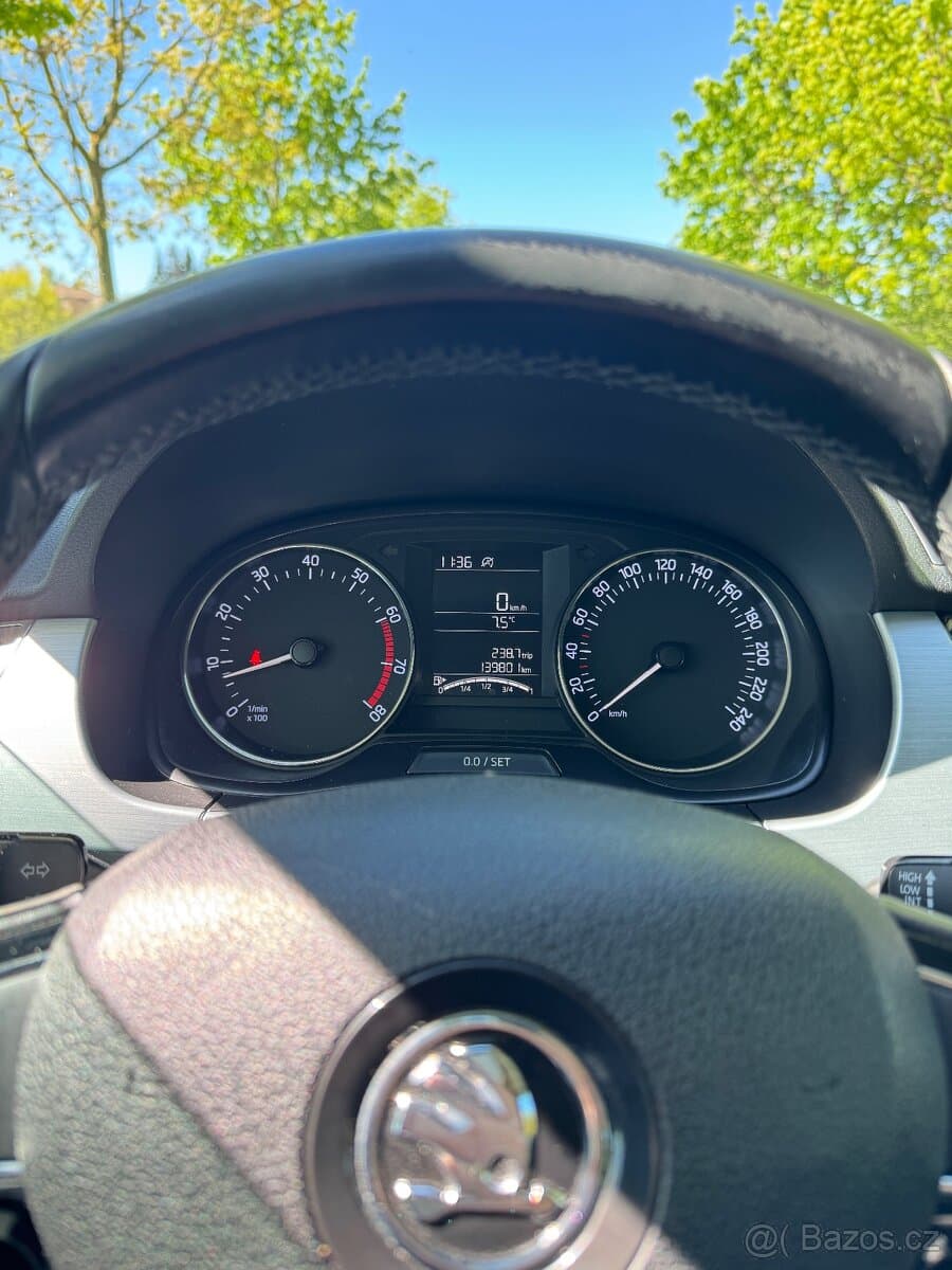 2015 Škoda FABIA - 9