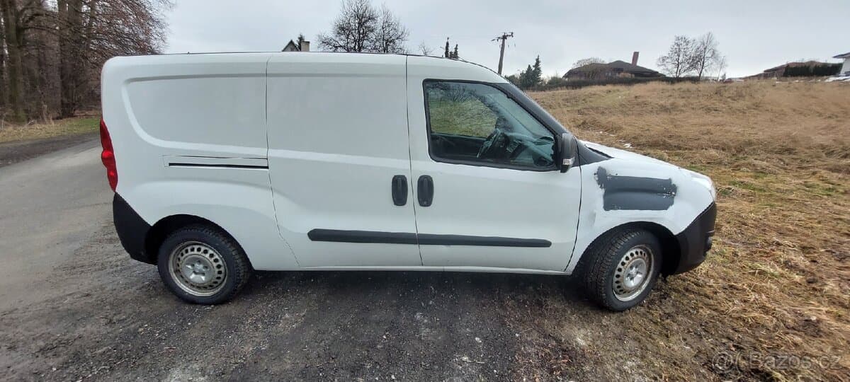 Opel COMBO - 9