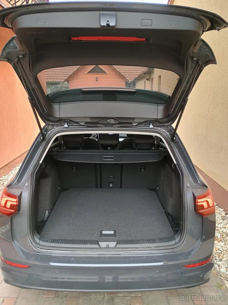 2025 Volkswagen GOLF - 9