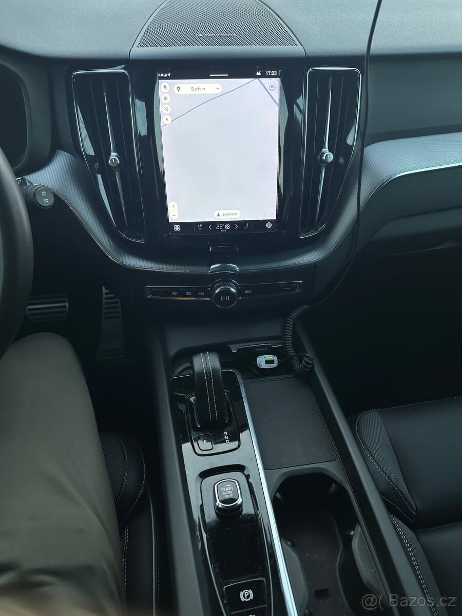 2022 Volvo XC60 - 9