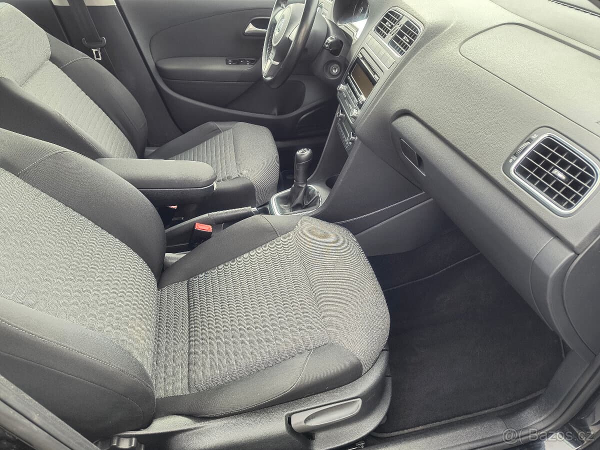 2009 Volkswagen POLO - 9