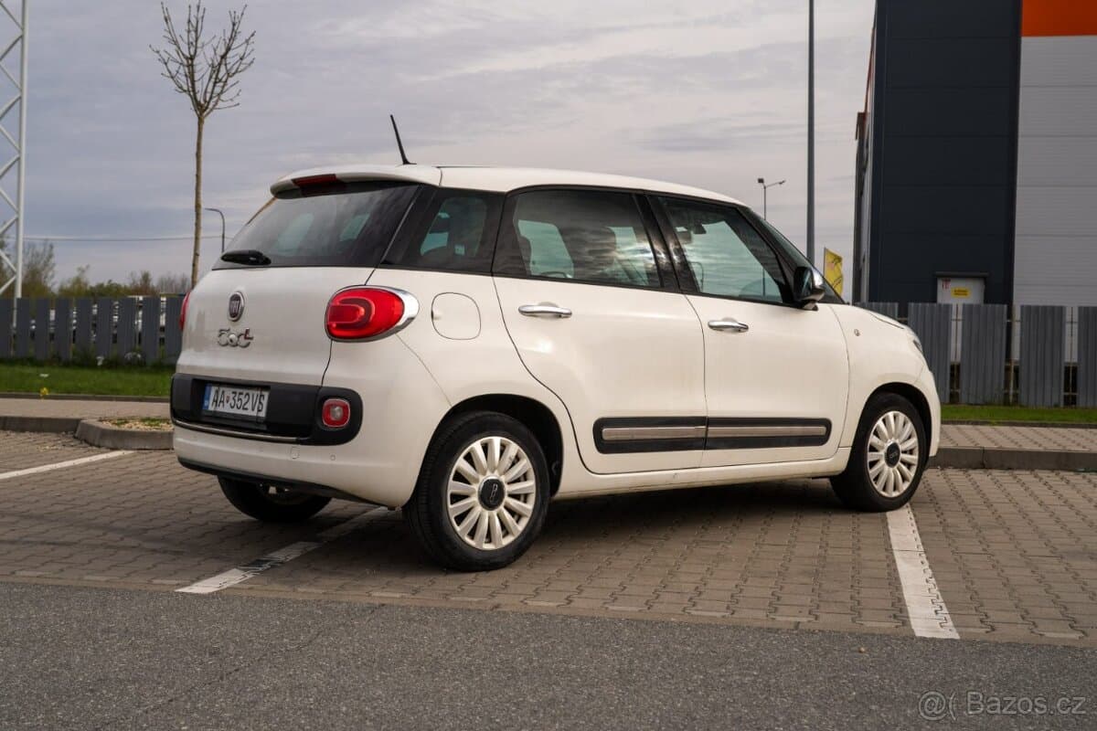 2017 Fiat 500L - 9