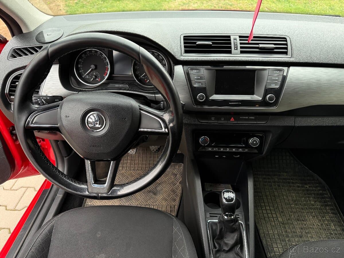 2016 Škoda FABIA - 9