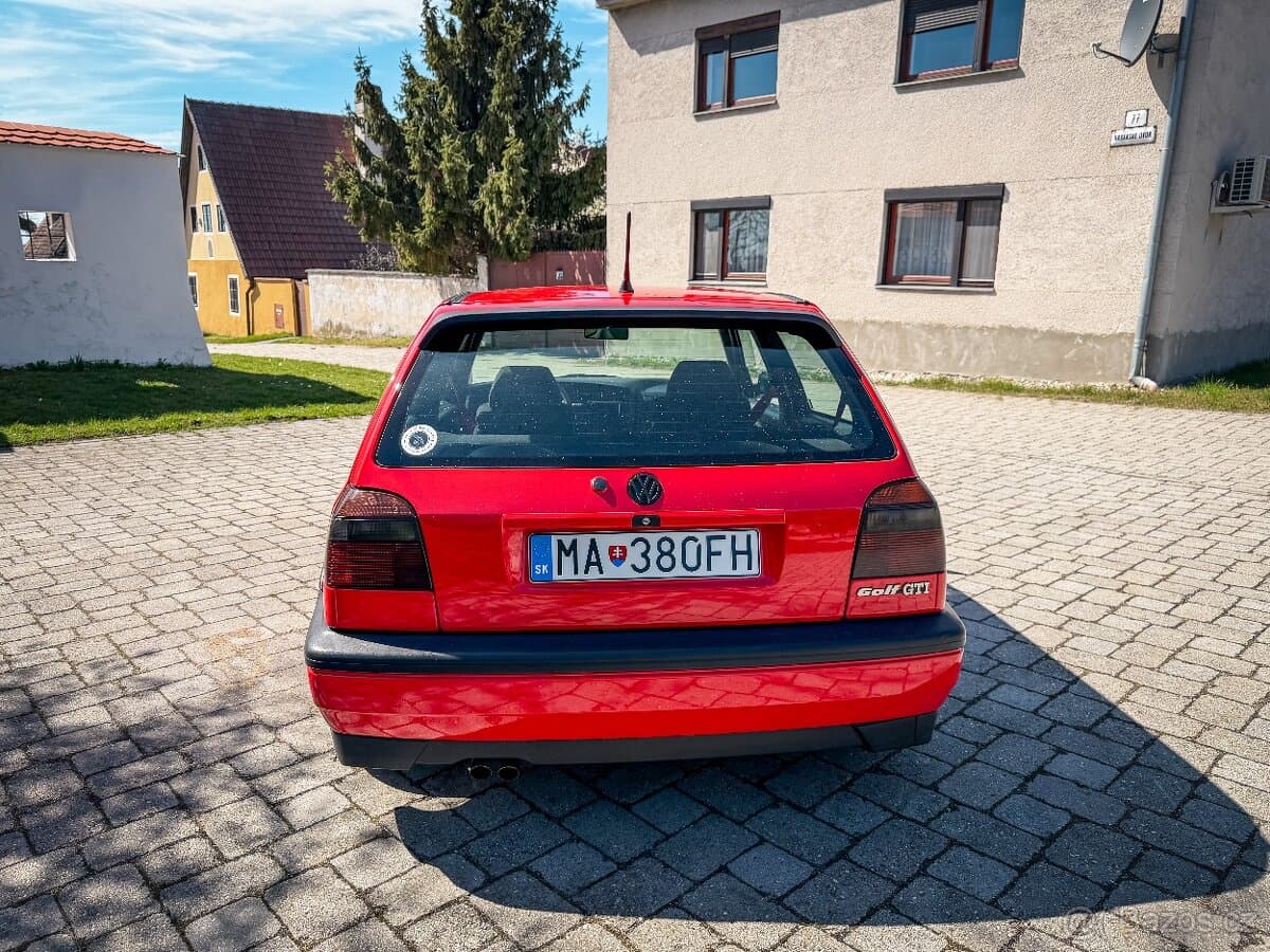 1995 Volkswagen GOLF - 9