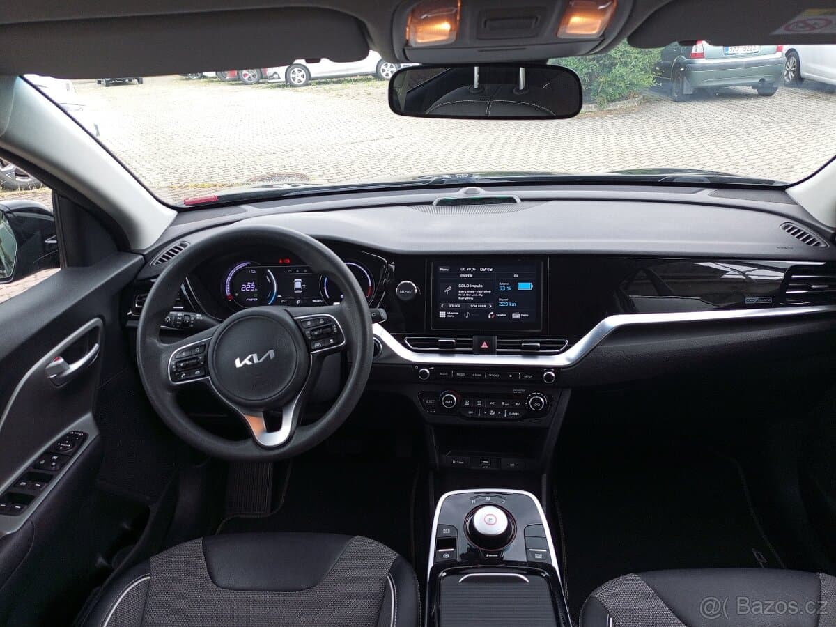 2021 Kia NIRO - 9