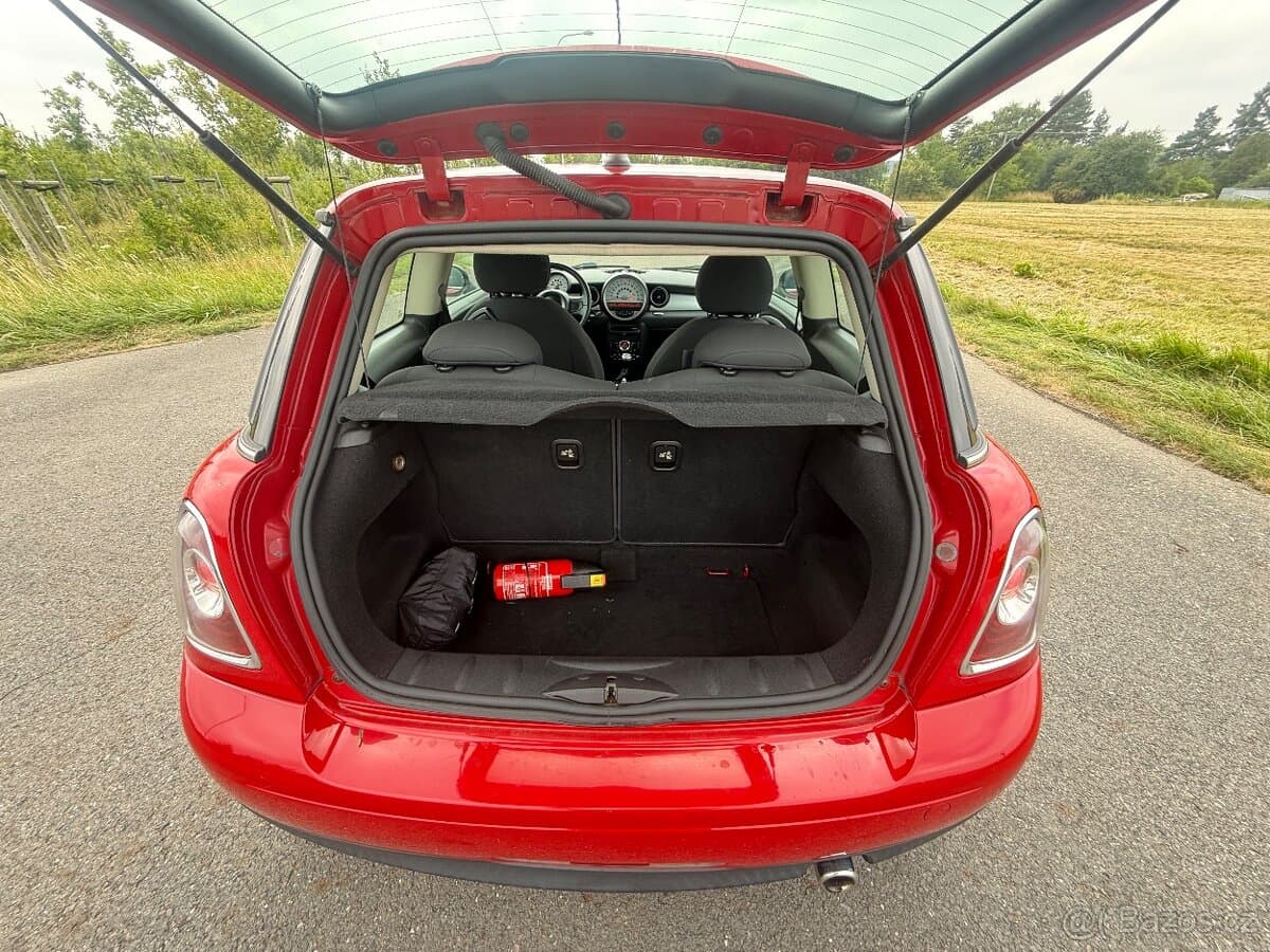 2011 Mini ONE - 9