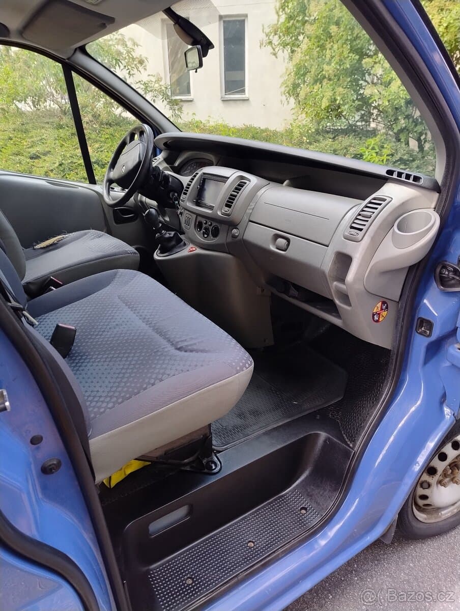 2007 Renault TRAFIC - 9