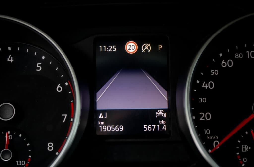 2021 Volkswagen TIGUAN - 9