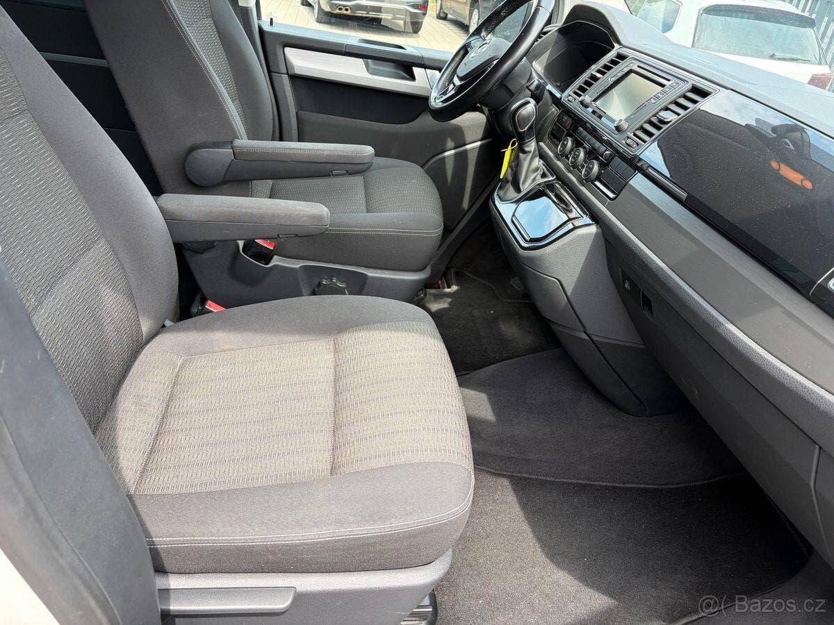 2017 Volkswagen MULTIVAN - 9