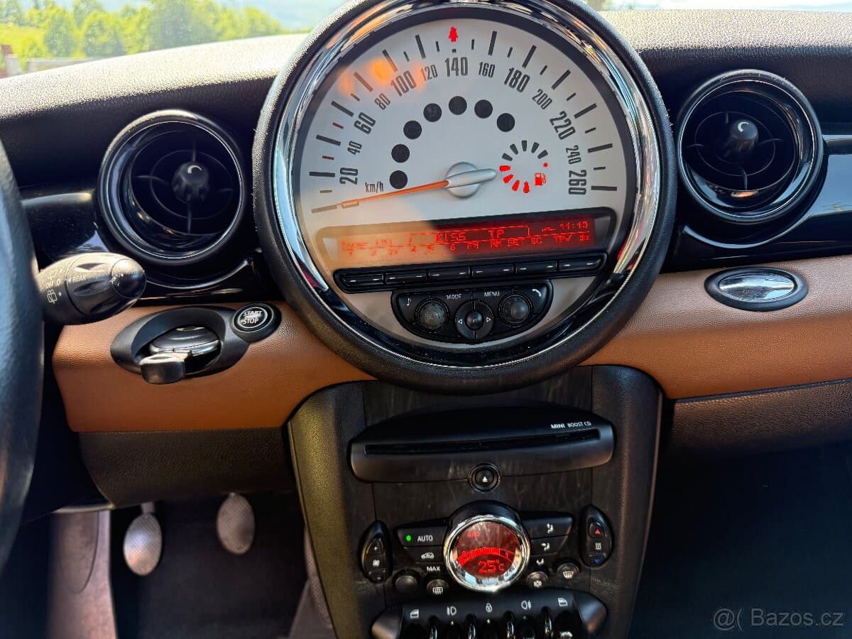 2011 Mini COOPER - 9